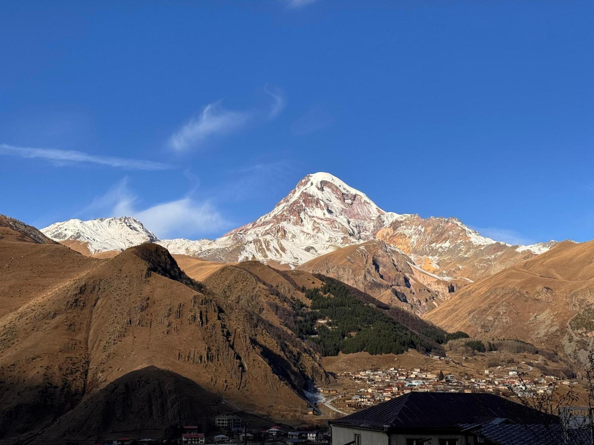 Family Hotel 7 Sisters Kazbegi Eksteriør bilde